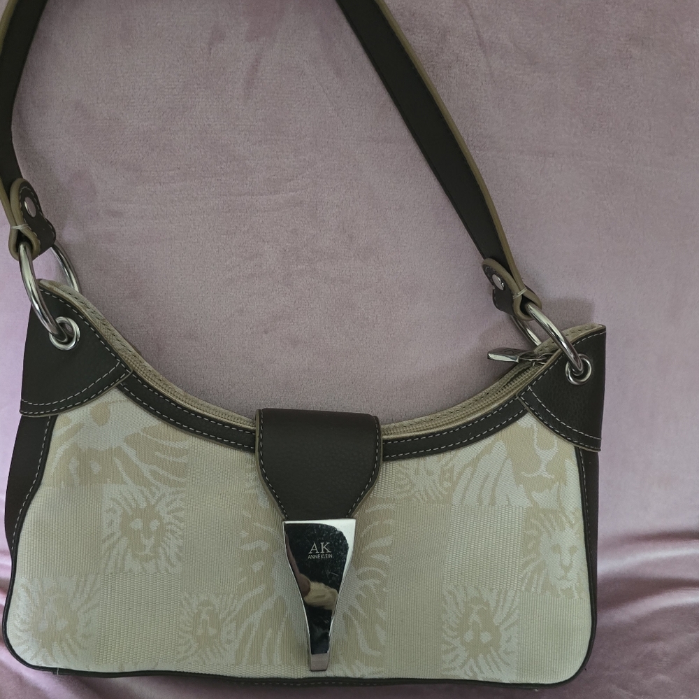 Elegant Cream and Brown Women's Bag